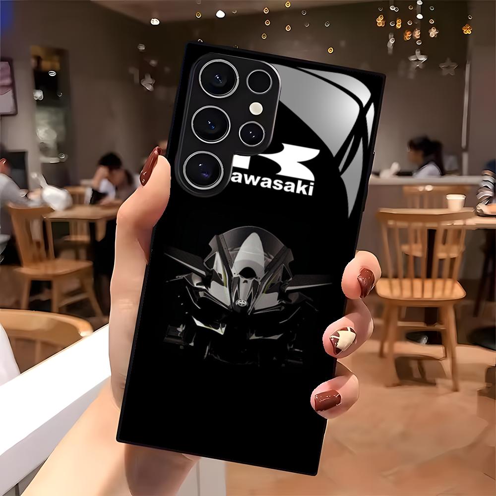 Etui na telefon z gorącym moty – Computer Case recenzja i cena